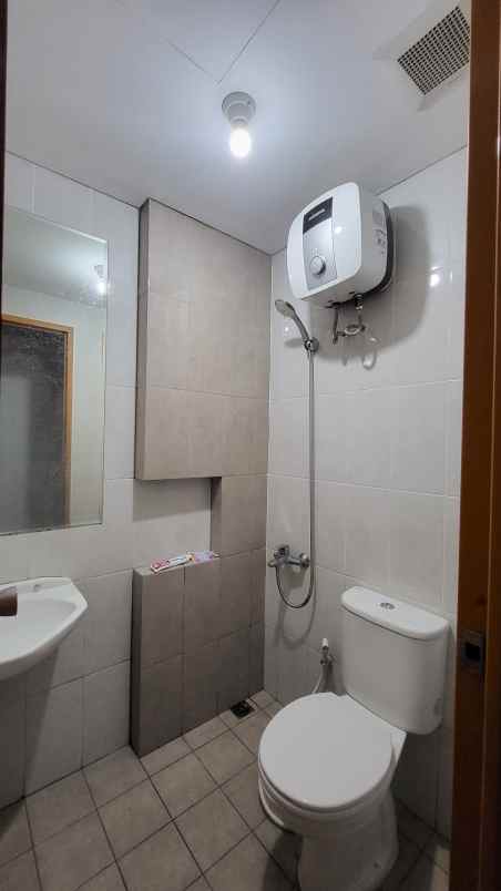 disewakan dijual apartemen royal tajur