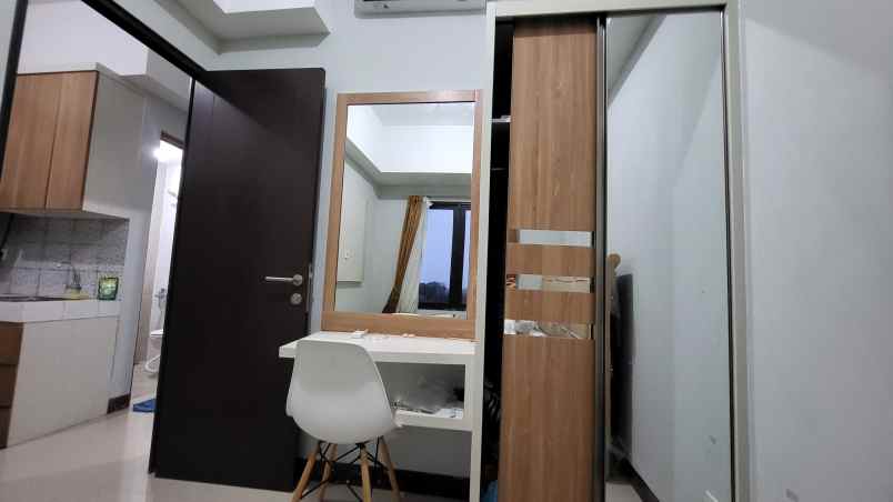 disewakan royal heights apartmen