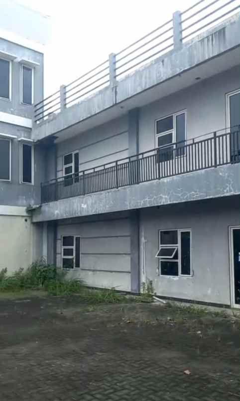 disewakan ruko gudang kantor jalan raya menganti
