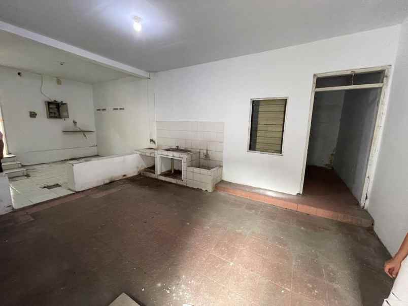 disewakan ruko gudang kantor raya jemursari