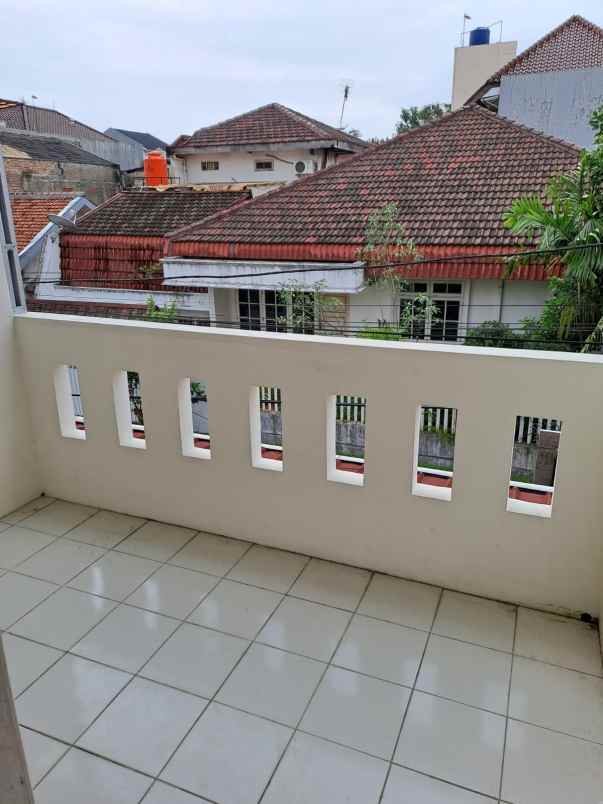 disewakan rumah bintaro