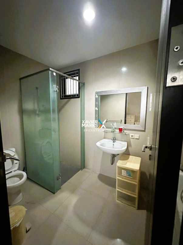 disewakan rumah dian istana