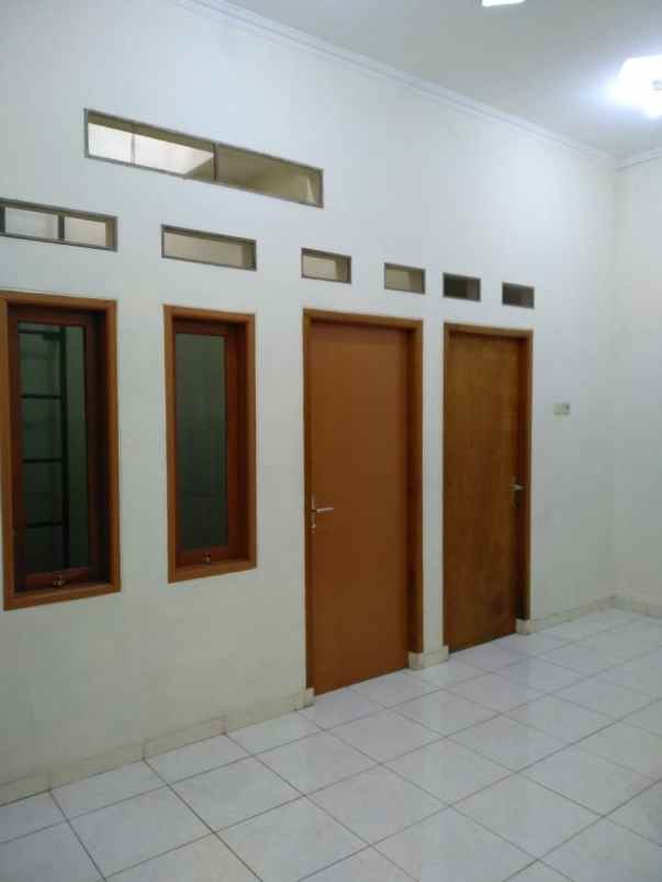 disewakan rumah graha raya cluster dahlia loka