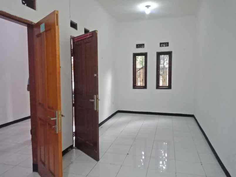 disewakan rumah jl cijagra buahbatu bandung