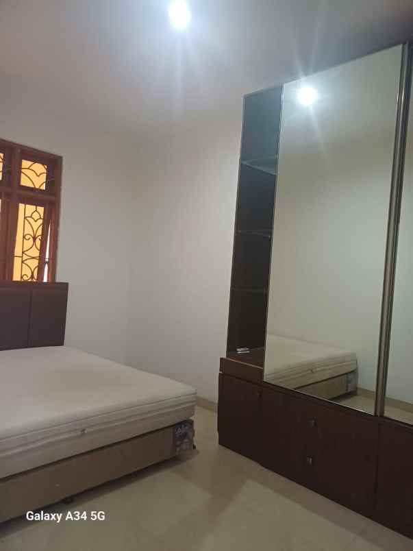 disewakan rumah kelapa gading