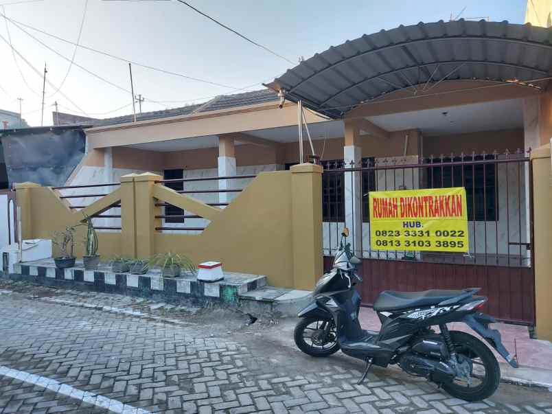 disewakan rumah surabaya barat dekat pakuwon mall