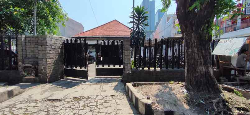 disewakan rumah tegalsari surabaya pusat