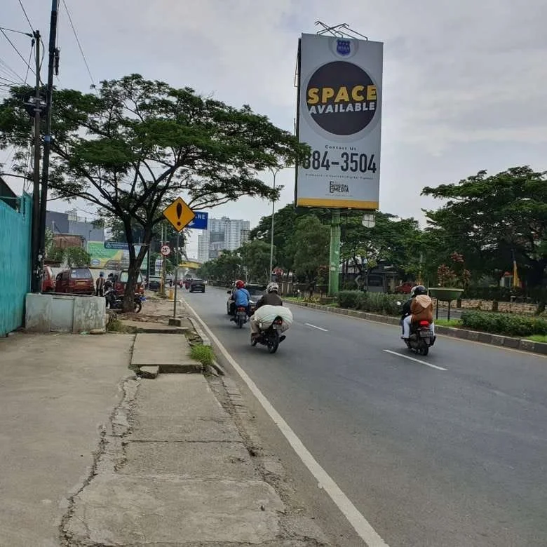 gudang bekasi barat dekat tol akses jalan 4 mobil