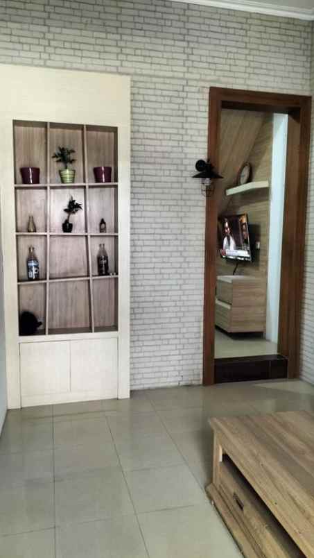 jual cepat rumah 3 lantai dekat griya antapani bandung