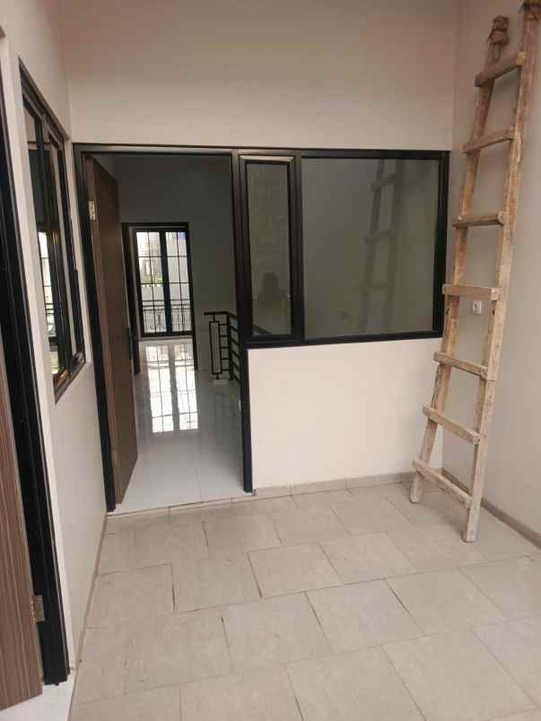 jual rumah baru kav dki meruya utara jak bar