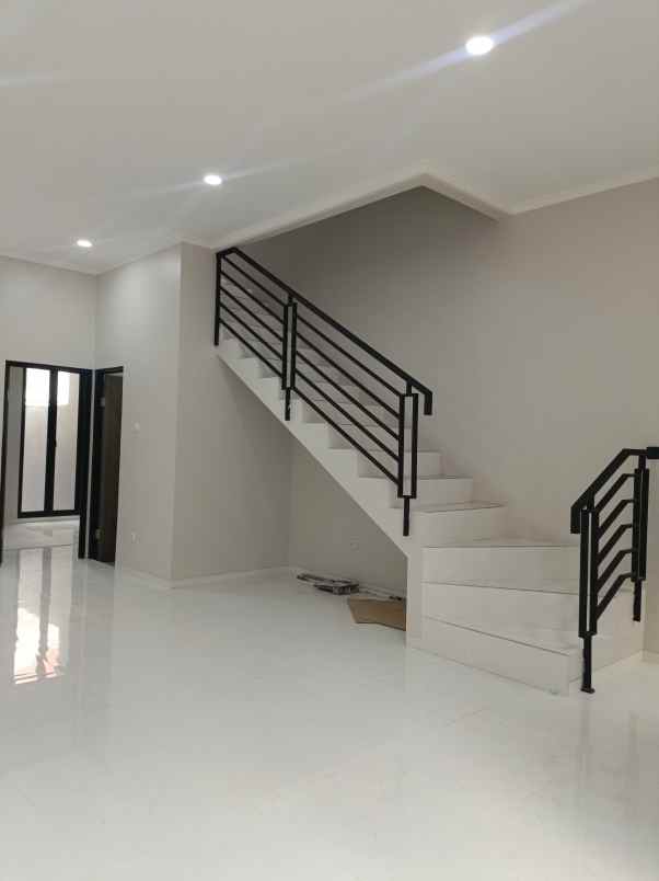 jual rumah baru kav dki meruya utara jak bar