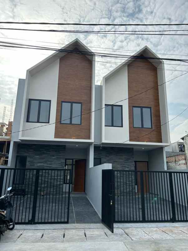 jual rumah baru meruya jakarta barat