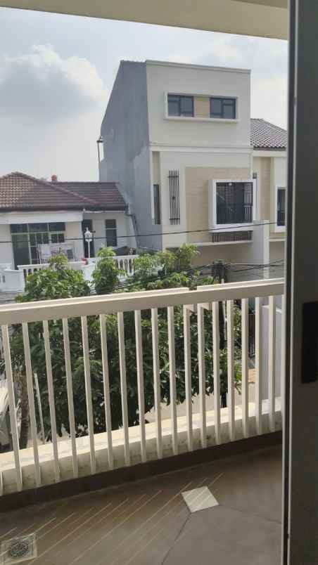 jual rumah furnished jl mangga duri kepa jak bar
