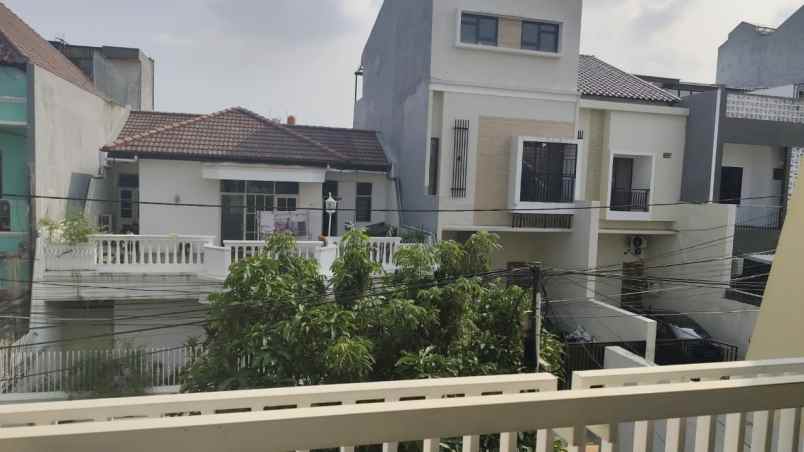 jual rumah furnished jl mangga duri kepa jak bar