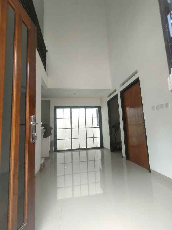 jual rumah siap huni akses strategis