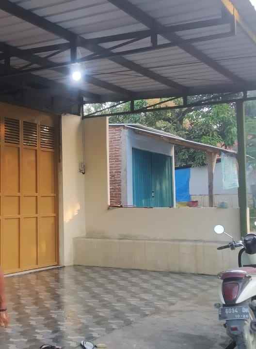 ruko baru siap huni pinggir jln raya