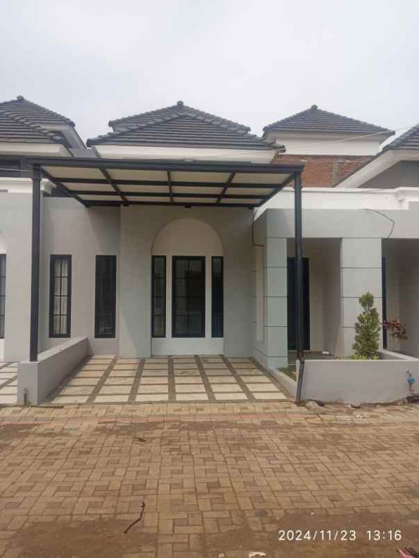 rumah 1 lantai 400 jutaan lokasi dekat exit tol malang