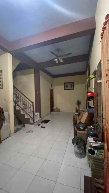 rumah 2 5 lantai dijual murah