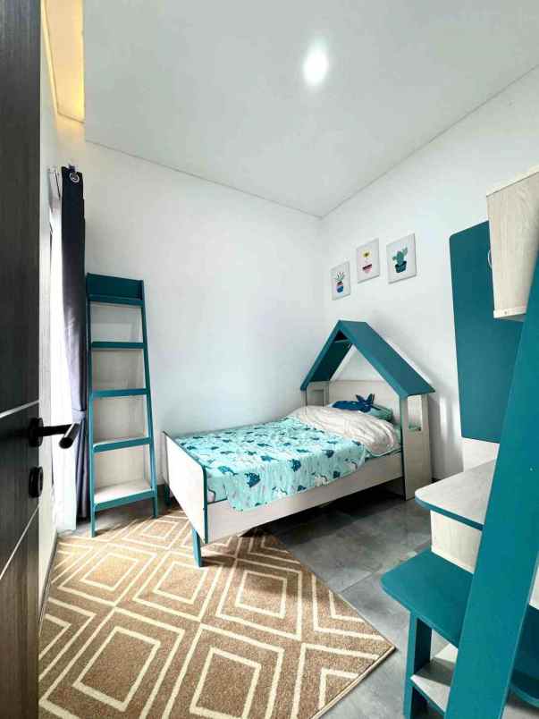 rumah 2 lantai 800 juta an dp 0 free semua biaya