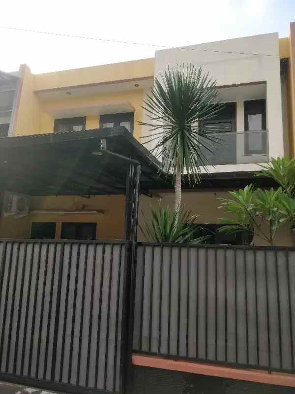 rumah 2 lantai dalam kav al duren sawit jakarta timur