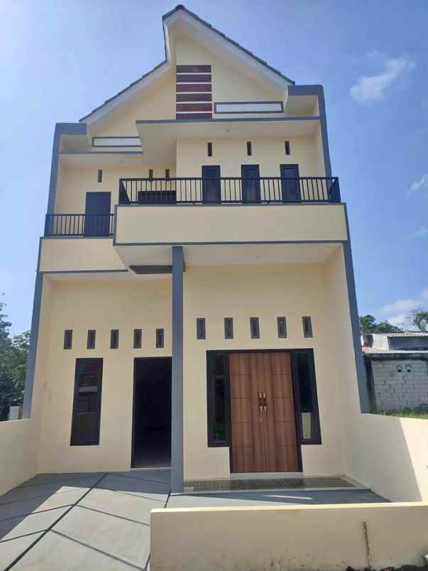 rumah 2 lantai dekat sawojajar free biaya biaya