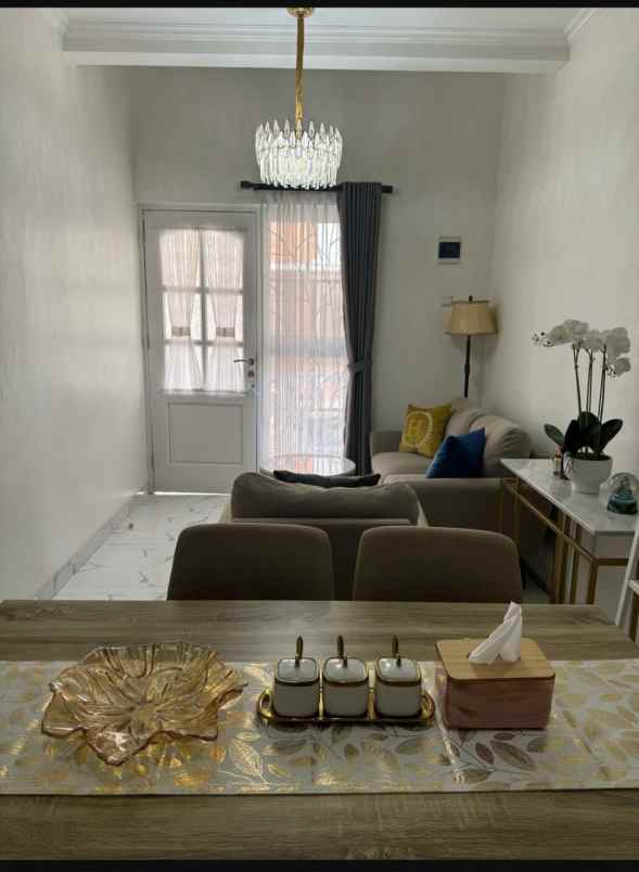 rumah 2 lantai di arcamanik bandung