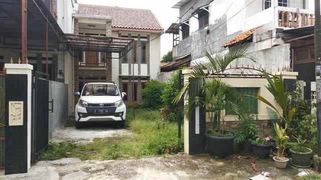 rumah 2 lantai di kalibata jakarta selatan