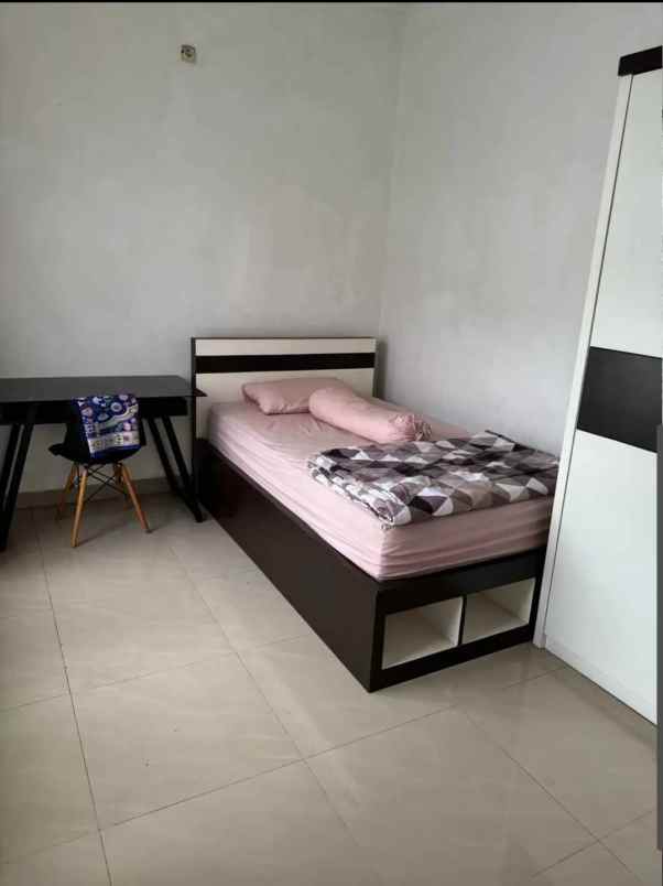 rumah bagus modern siap huni sayap buah batu bandung