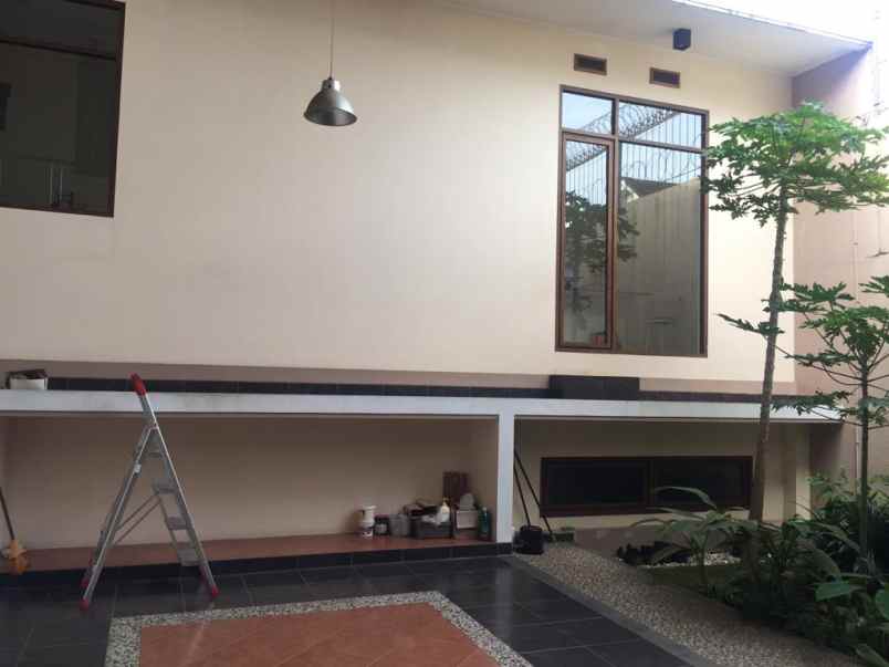 rumah bandung premium 6 menit upi setiabudi surat shm