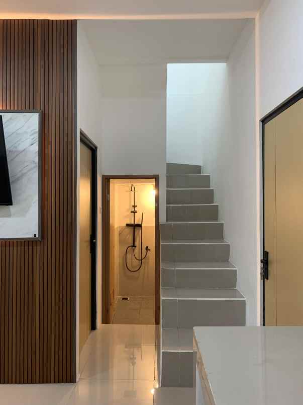 rumah baru 2 lantai siap huni pasir jambu bogor