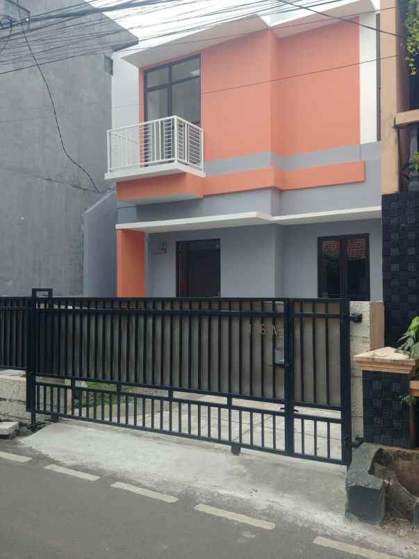 rumah baru non cluster di cijantung jakarta timur