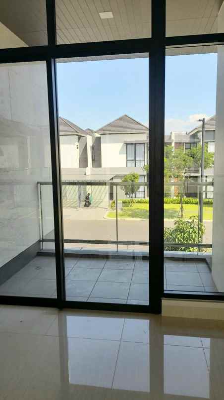 rumah baru semi furnish di summarecon kota bandung