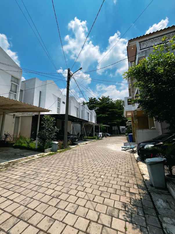 rumah bogor barat siap huni dekat ke tol yasmin