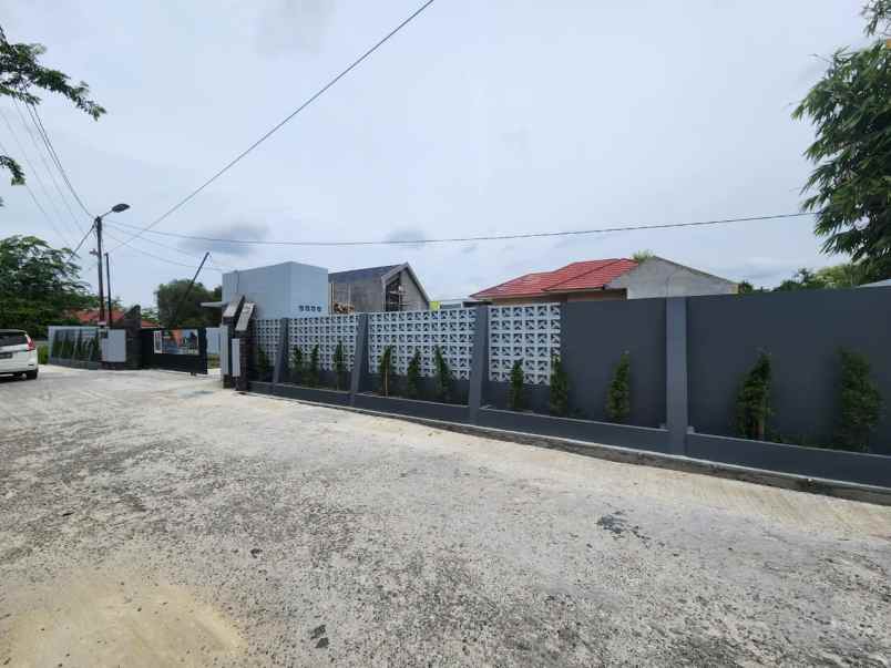 rumah cantik dan nyaman di kawasan parit indah cluster