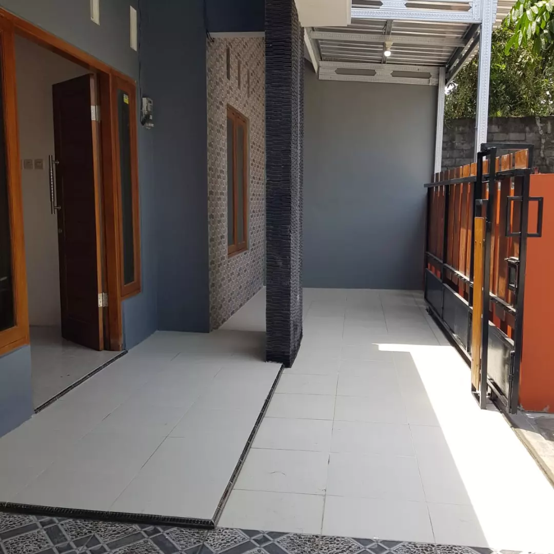 rumah cantik dekat stpn banyumeneng 600 jutaan