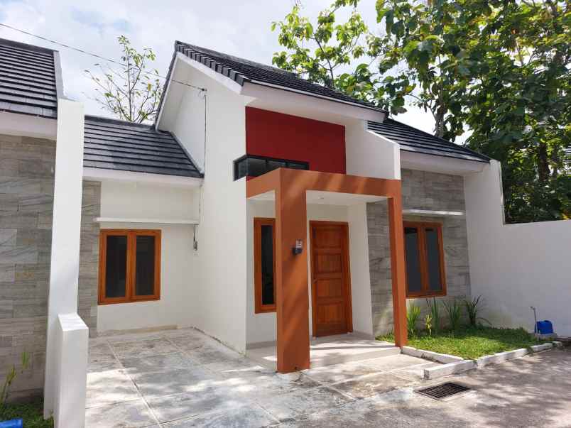 rumah cantik harga cantik 399 jt an area bantul