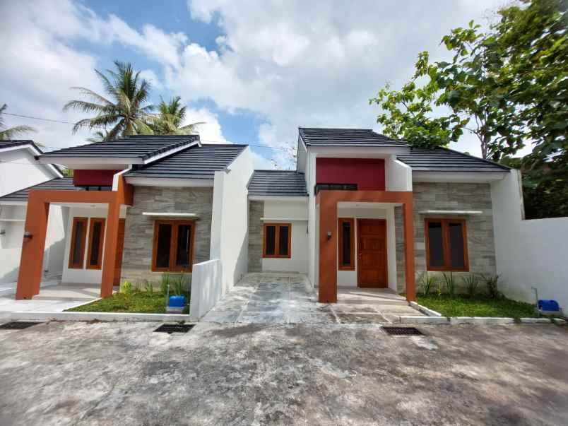 rumah cantik harga cantik 399 jt an area bantul