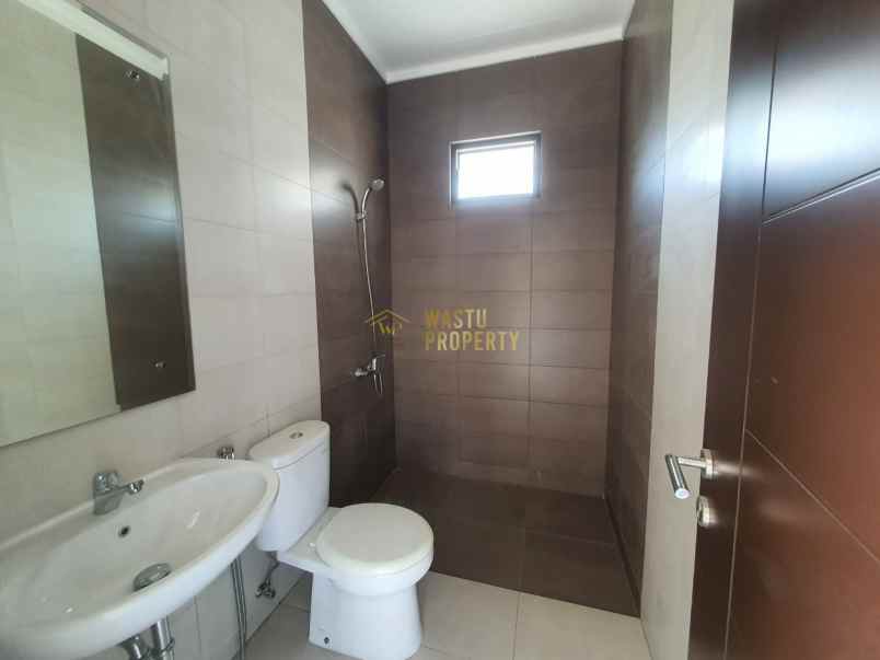 rumah cantik hook dalam cluster di bekasi