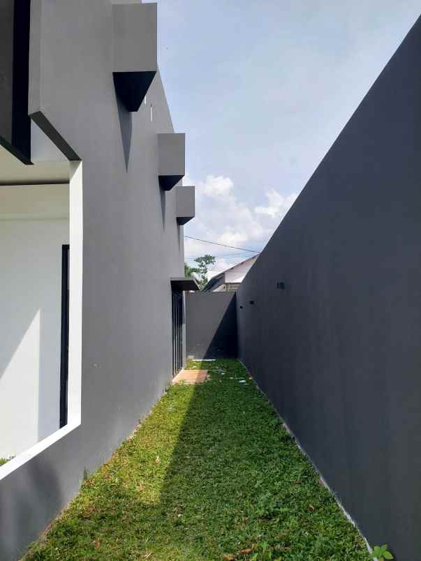 rumah cluster 2 lantai di jalan bakti pekanbaru