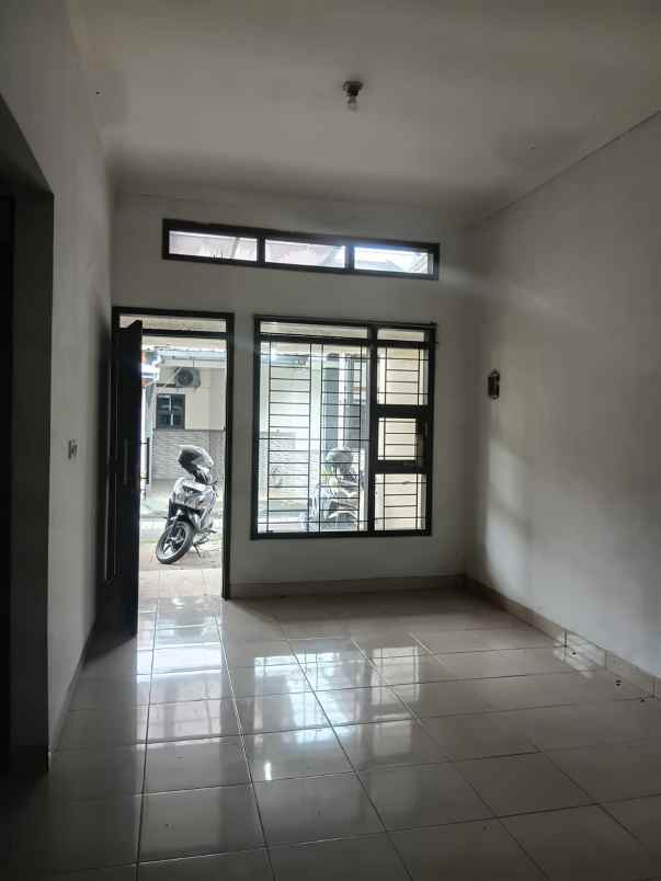 rumah dalam cluster one gate system cilame