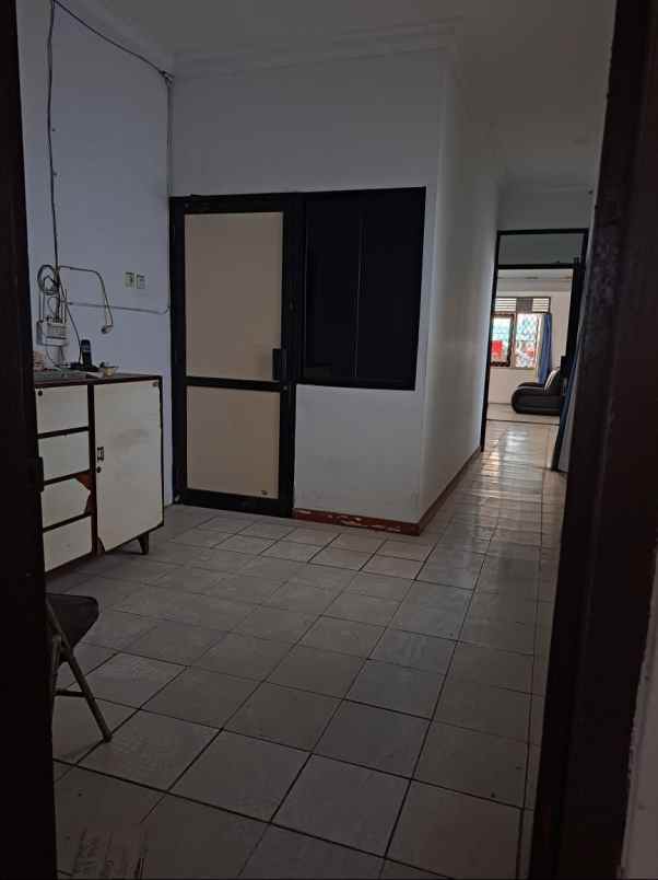 rumah dibawah harga njop di kartini jakarta pusat