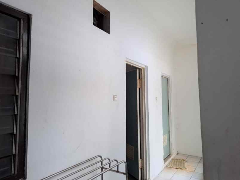 rumah dibawah harga njop di kartini jakarta pusat