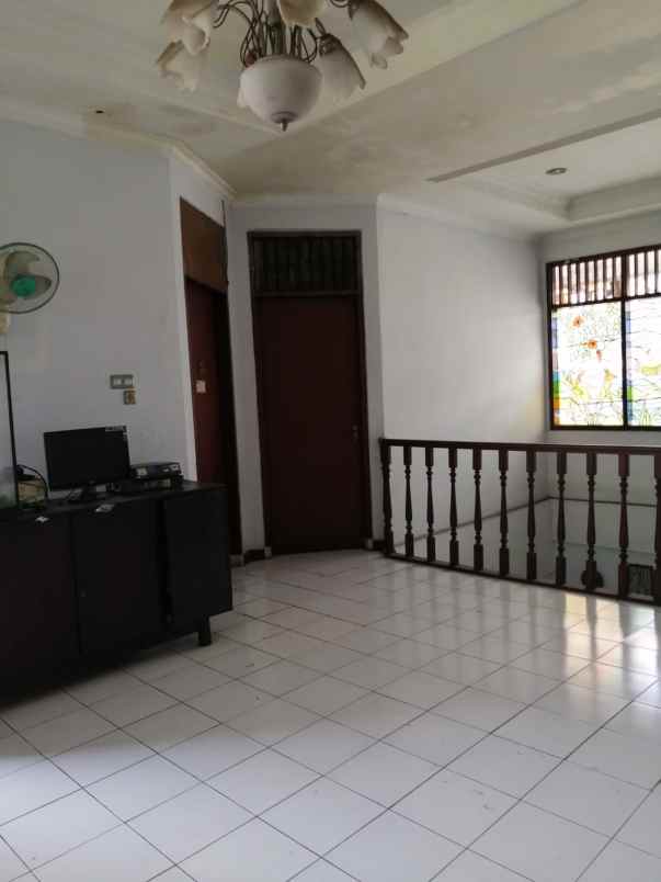 rumah dijual di komplek duren sawit jakarta timur