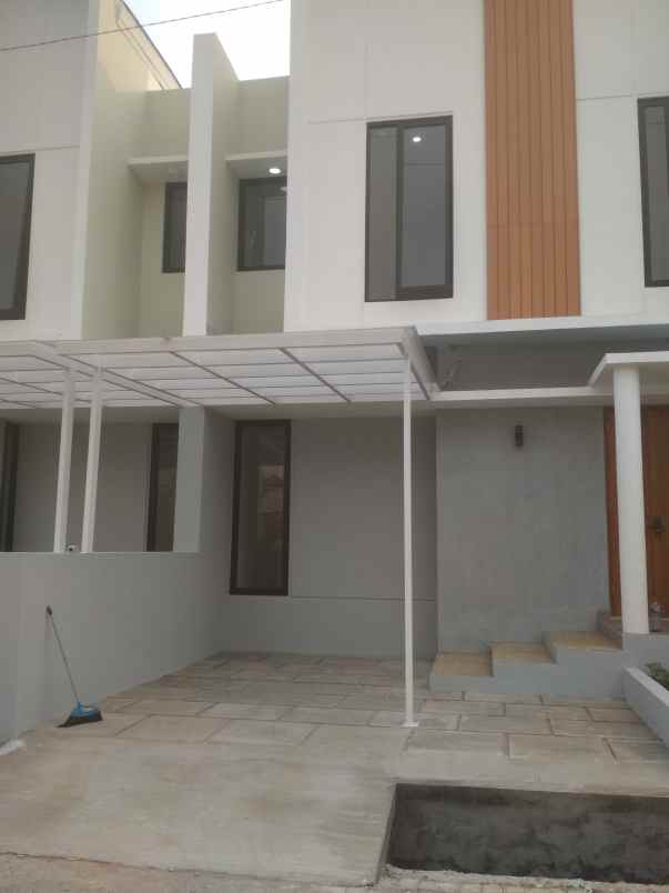 rumah dua lantai harga minimalis