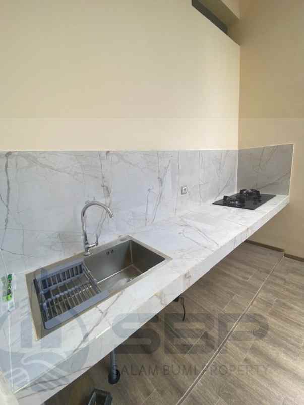 rumah fast respon wa 0813 9127