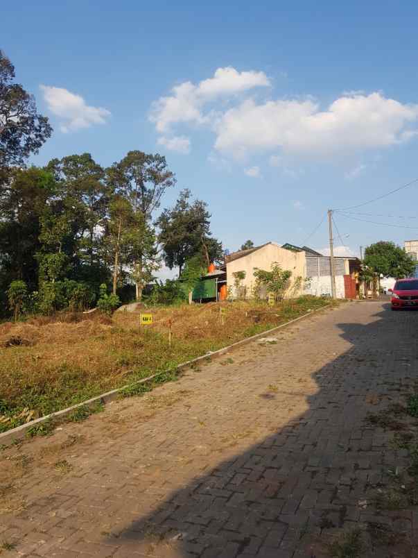 rumah griya grafika banyumanik semarang