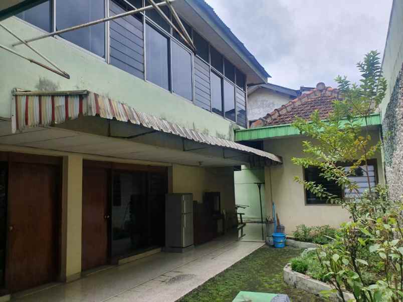 rumah hitung tanah jl burangrang lengkong