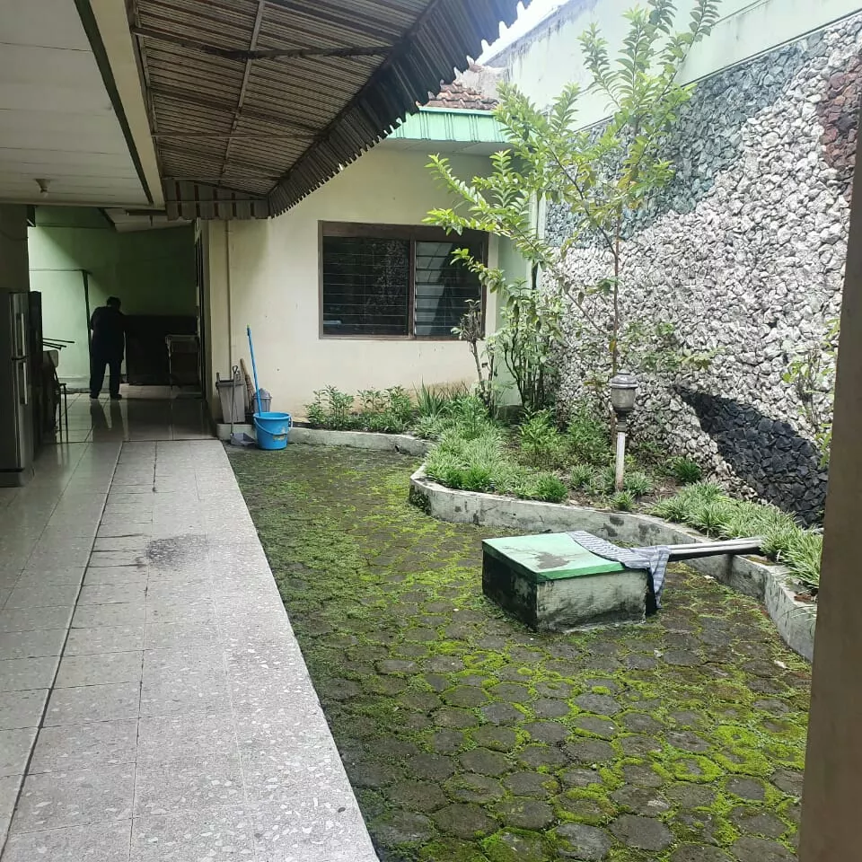 rumah hitung tanah jl burangrang lengkong