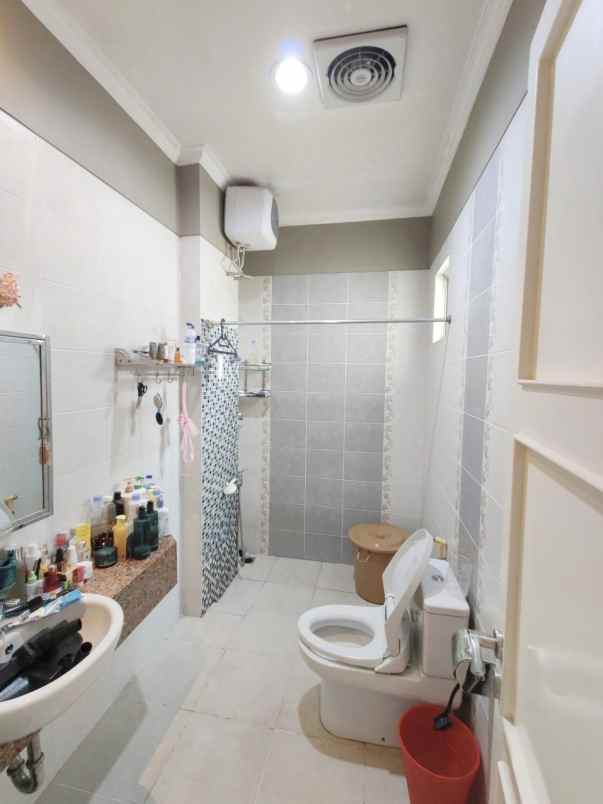 rumah hook siap huni cluster garnet summarecon serpong