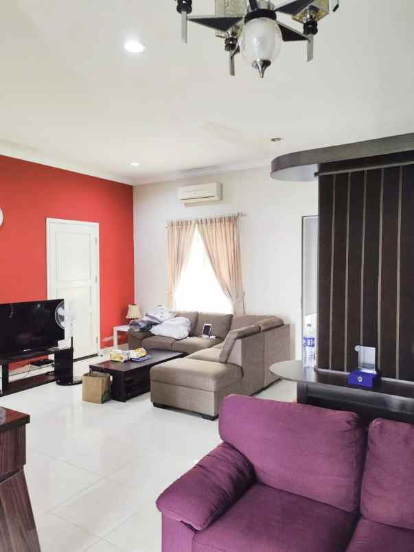 rumah hook siap huni cluster garnet summarecon serpong